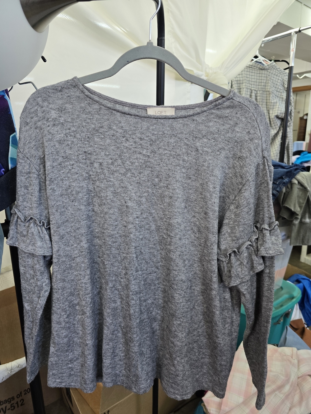 LOFT Gray Ruffle Sleeve Knit Top